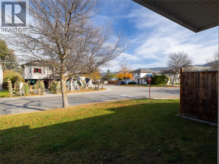415 Klassen Road, Kelowna, BC, V1X 7P2 - 6
