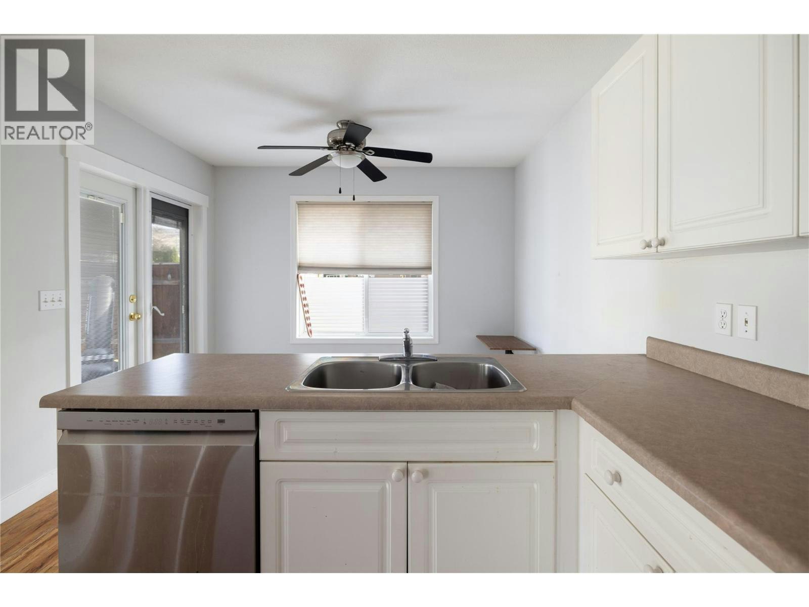 415 Klassen Road, Kelowna, BC, V1X 7P2 - 16