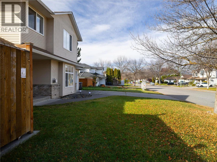 415 Klassen Road, Kelowna, BC, V1X 7P2 - 10