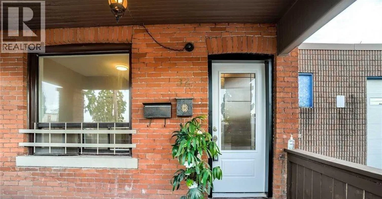 1-32 Lloyd Street, Hamilton, ON, L8L 3H4 - 2