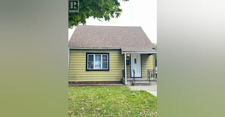 1058 California, Windsor, ON, N9B 2Z7