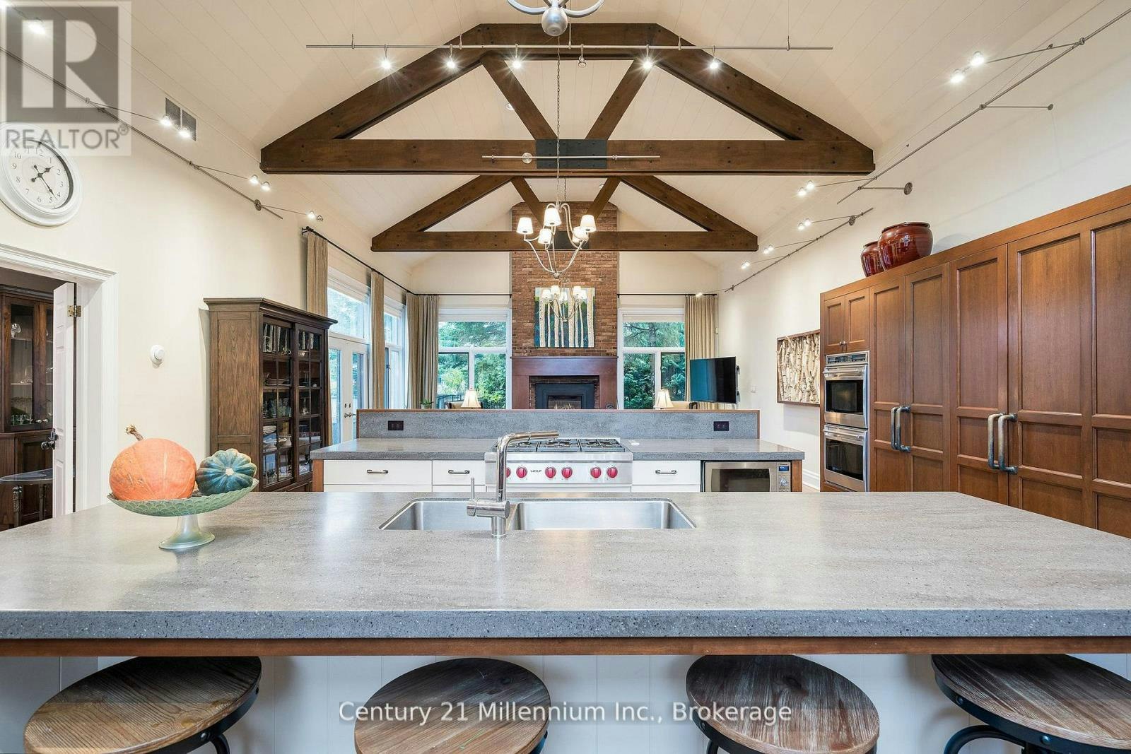 160 Grand Cypress Lane, Blue Mountains, ON, L9Y 0K8