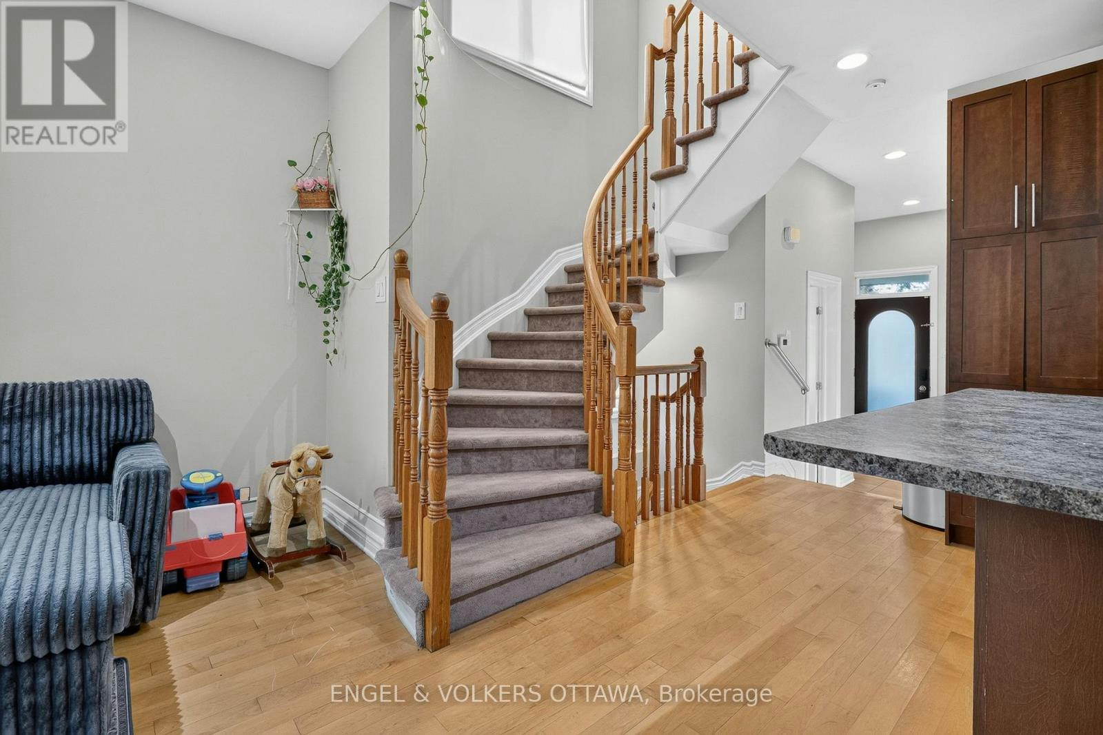 210 Stedman Street, Ottawa, ON, K1T 0B6 - 17