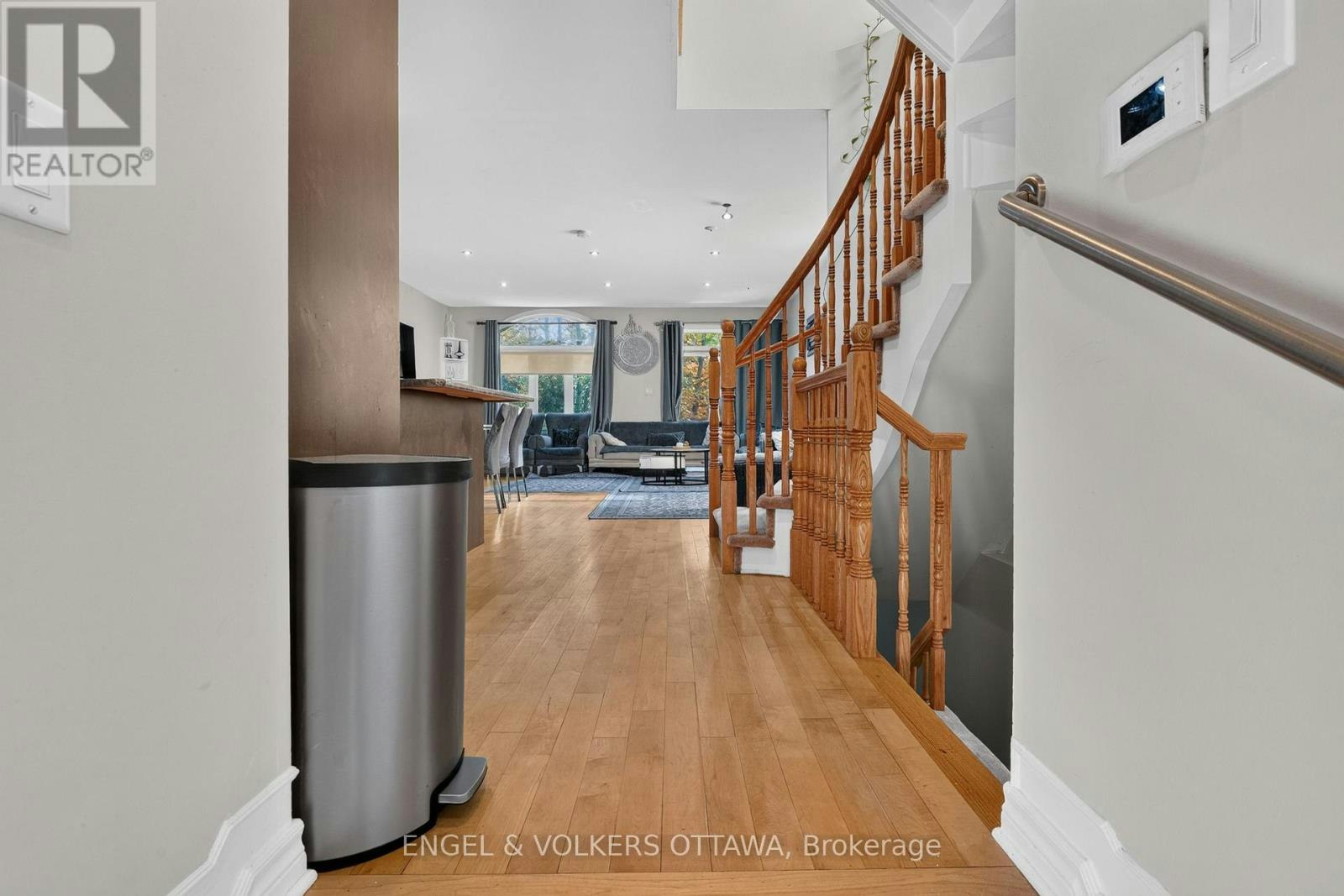 210 Stedman Street, Ottawa, ON, K1T 0B6 - 6