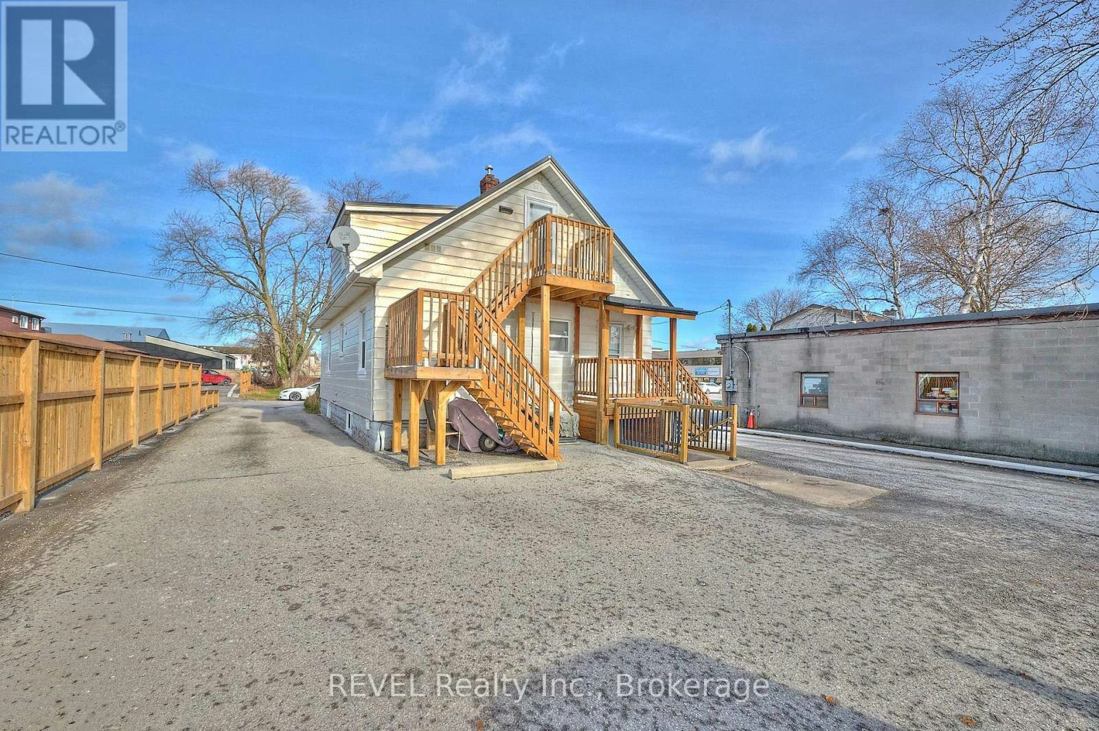 BASEMENT 3-6172 William Street, Niagara Falls, ON, L2E 5S1 - 2