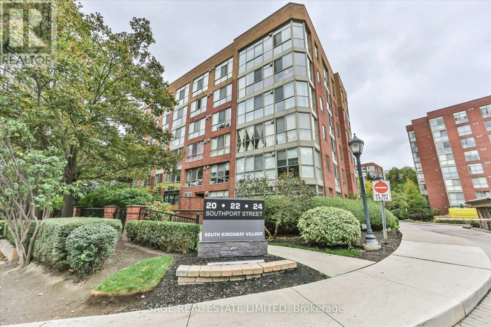 846-24 Southport Street, Toronto, ON, M6S 4Z1