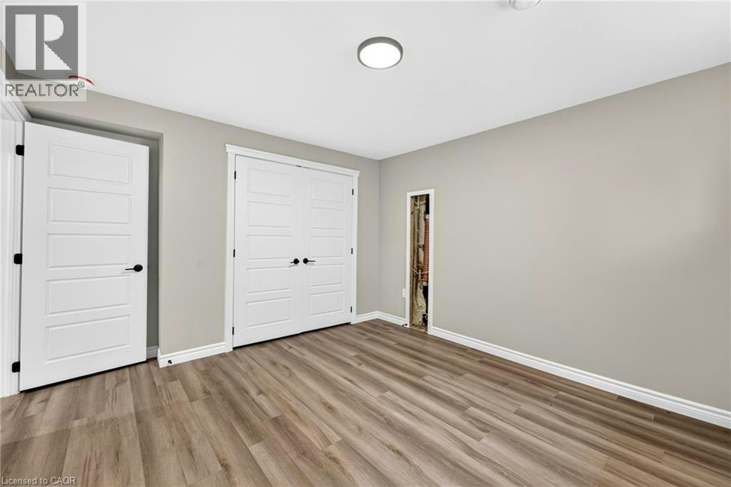 52 Queen Street, Huron East, ON, N0G 1H0 - 37