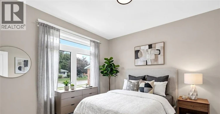 52 Queen Street, Huron East, ON, N0G 1H0 - 5