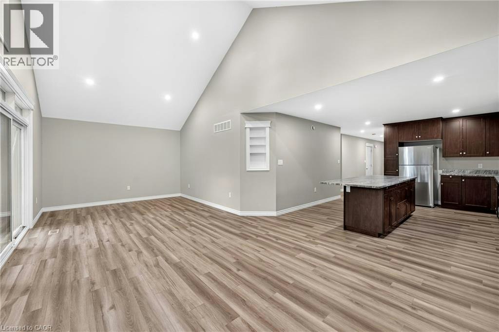 52 Queen Street, Huron East, ON, N0G 1H0 - 17