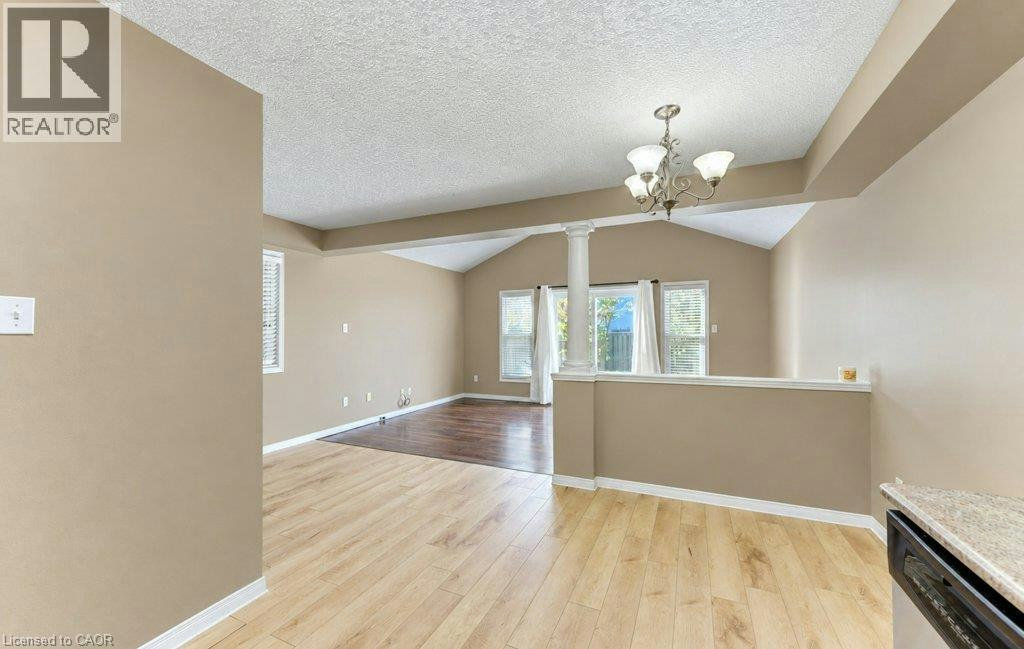 108 Periwinkle Street, Kitchener, ON, N2E 4C7 - 13