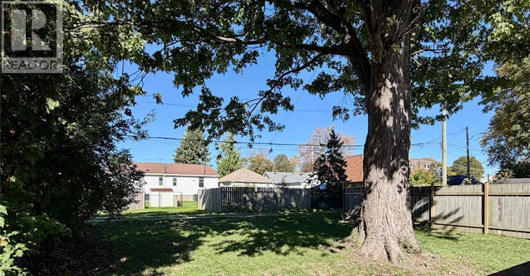 Lower-153 Gray Street, Chatham-Kent, ON, N7M 1T3 - 3