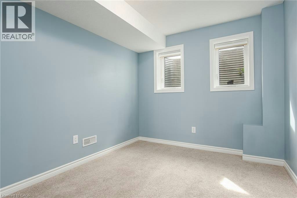 243 Chapel Hill Drive, Kitchener, ON, N2R 1N3 - 26