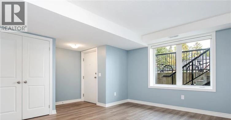 243 Chapel Hill Drive, Kitchener, ON, N2R 1N3 - 9
