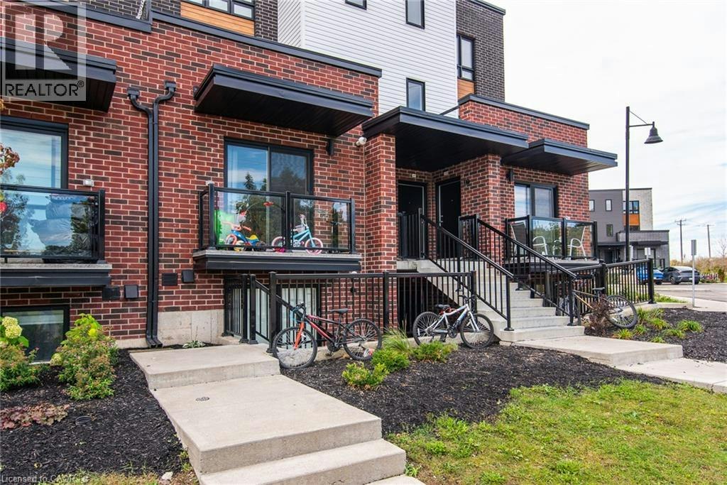243 Chapel Hill Drive, Kitchener, ON, N2R 1N3 - 3