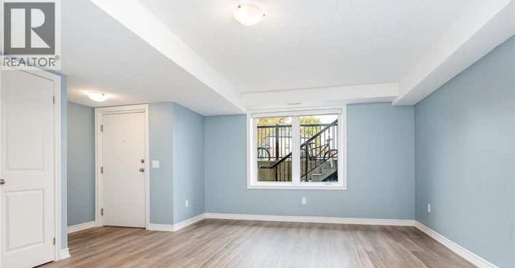 243 Chapel Hill Drive, Kitchener, ON, N2R 1N3 - 8