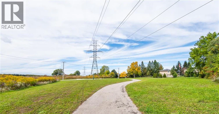 243 Chapel Hill Drive, Kitchener, ON, N2R 1N3 - 7