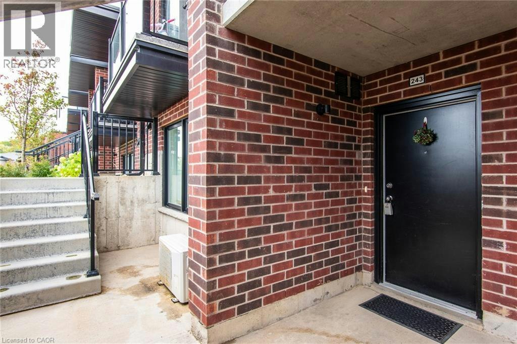243 Chapel Hill Drive, Kitchener, ON, N2R 1N3 - 4