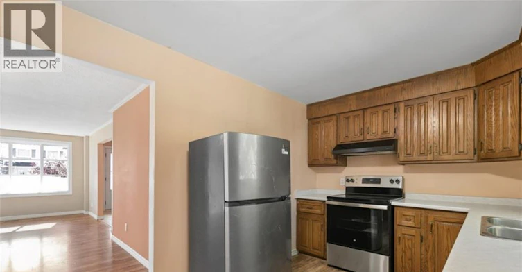 8 Forest Glen Crescent, Kitchener, ON, N2N 1C8 - 7