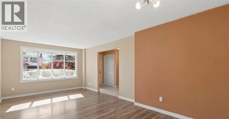 8 Forest Glen Crescent, Kitchener, ON, N2N 1C8 - 5