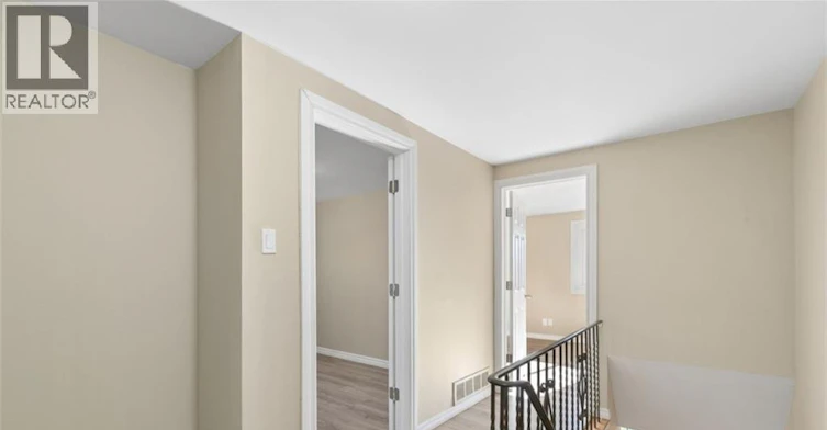 8 Forest Glen Crescent, Kitchener, ON, N2N 1C8 - 10