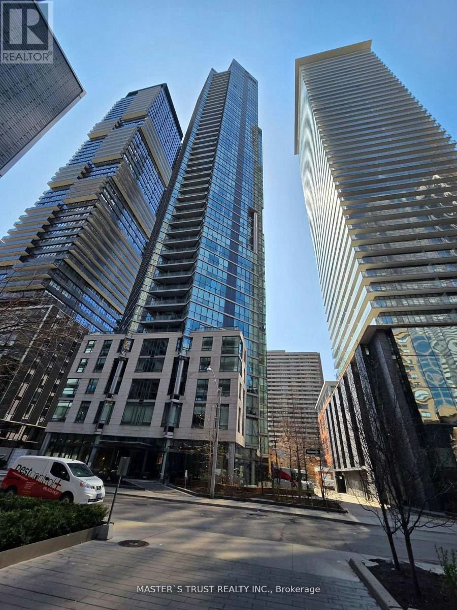 310-45 Charles Street E, Toronto, ON, M4Y 0B8