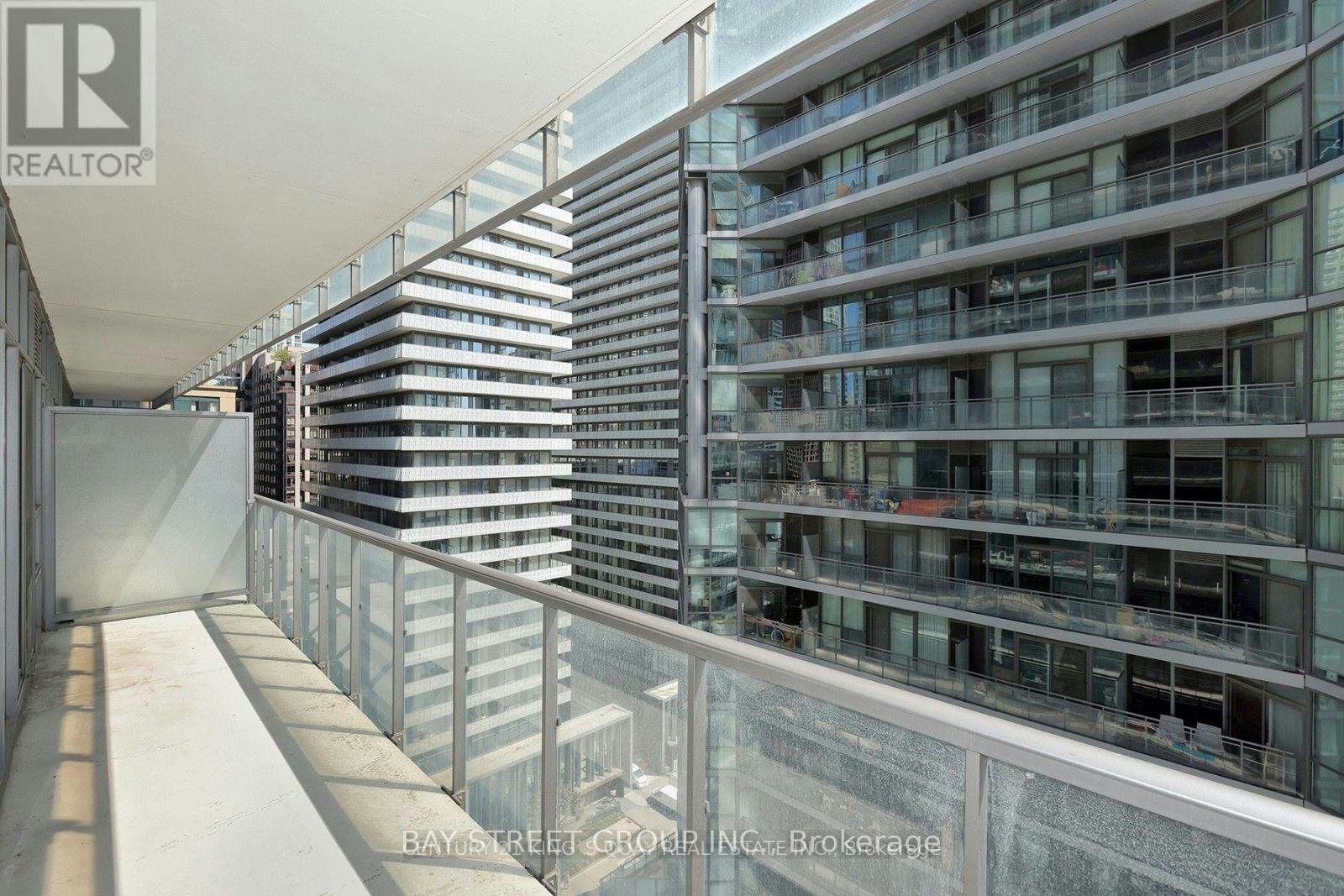 1401-33 Charles Street E, Toronto, ON, M4Y 0A2 - 17