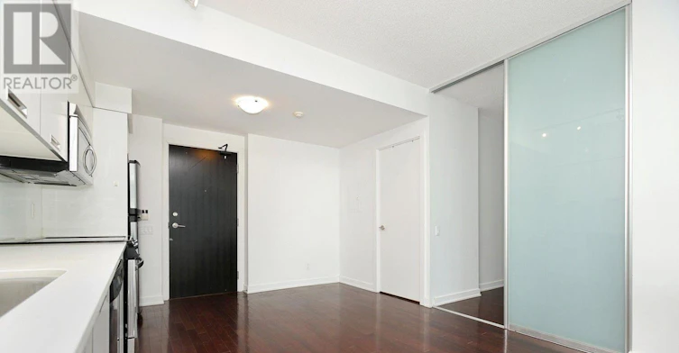 1401-33 Charles Street E, Toronto, ON, M4Y 0A2 - 11