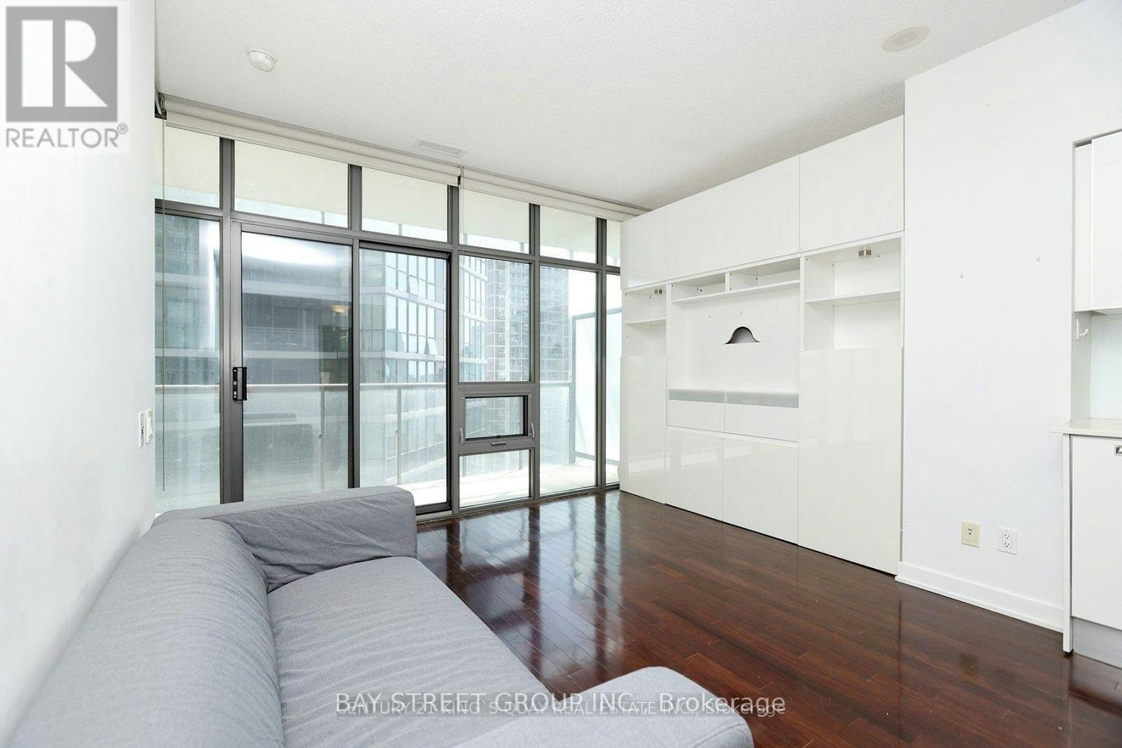 1401-33 Charles Street E, Toronto, ON, M4Y 0A2 - 2