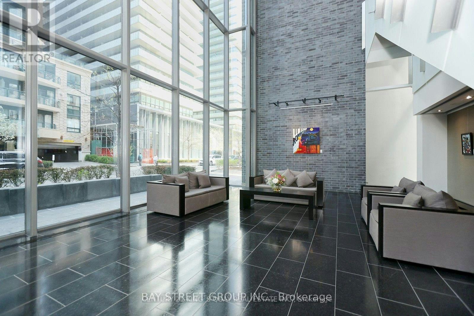 1401-33 Charles Street E, Toronto, ON, M4Y 0A2 - 18