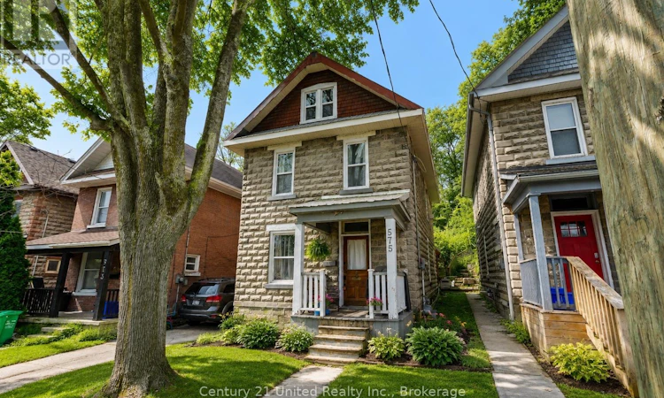 575 Bethune Street