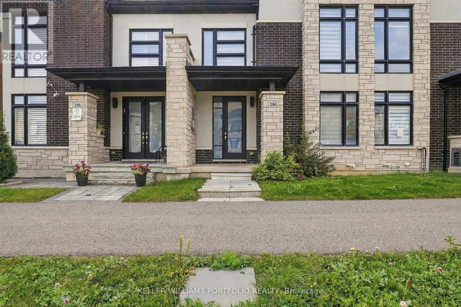 200 Coronation Road, Whitby, ON, L1P 0H7 - 2