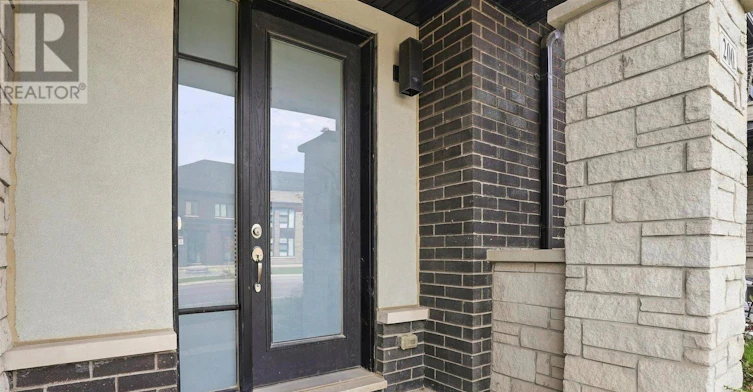 200 Coronation Road, Whitby, ON, L1P 0H7 - 5