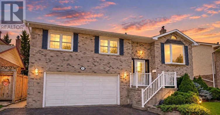 42 Cherry Blossom Crescent, Clarington, ON, L1E 1G7 - 3