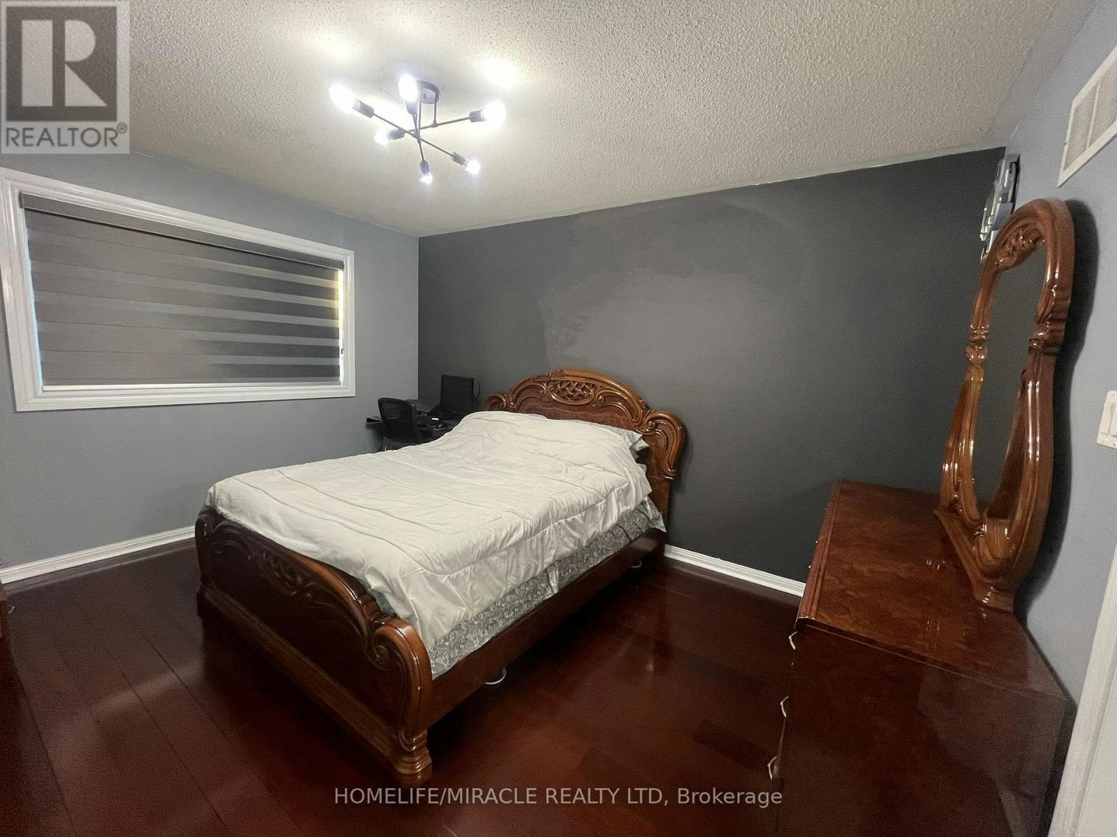29 Hummingbird Drive, Toronto, ON, M1X 1W8 - 6
