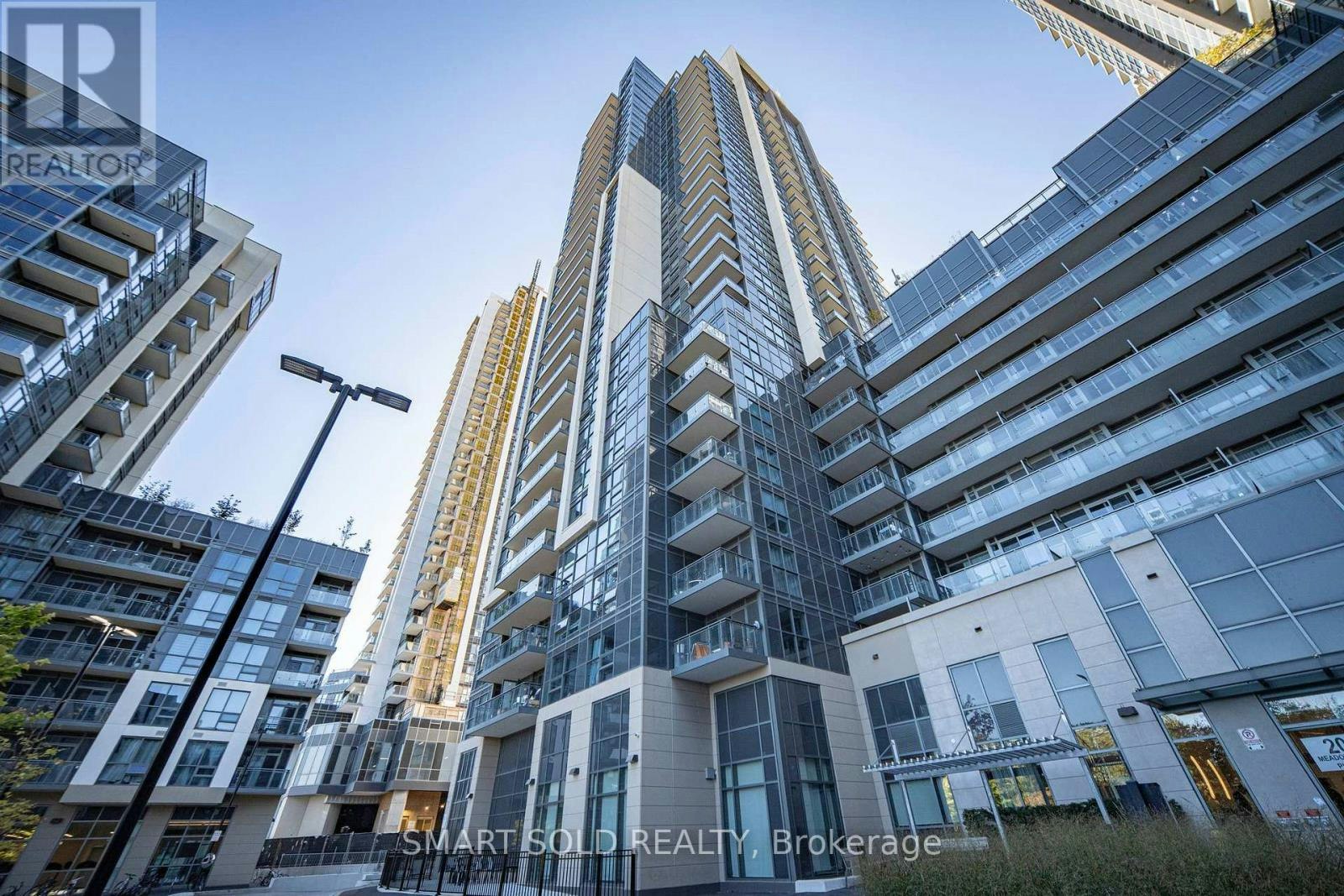 329-20 Meadowglen Place, Toronto, ON, M1H 2Y5