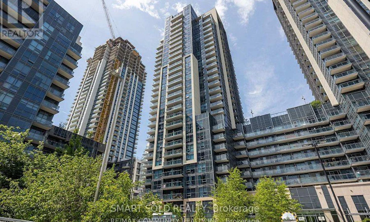 329-20 Meadowglen Place