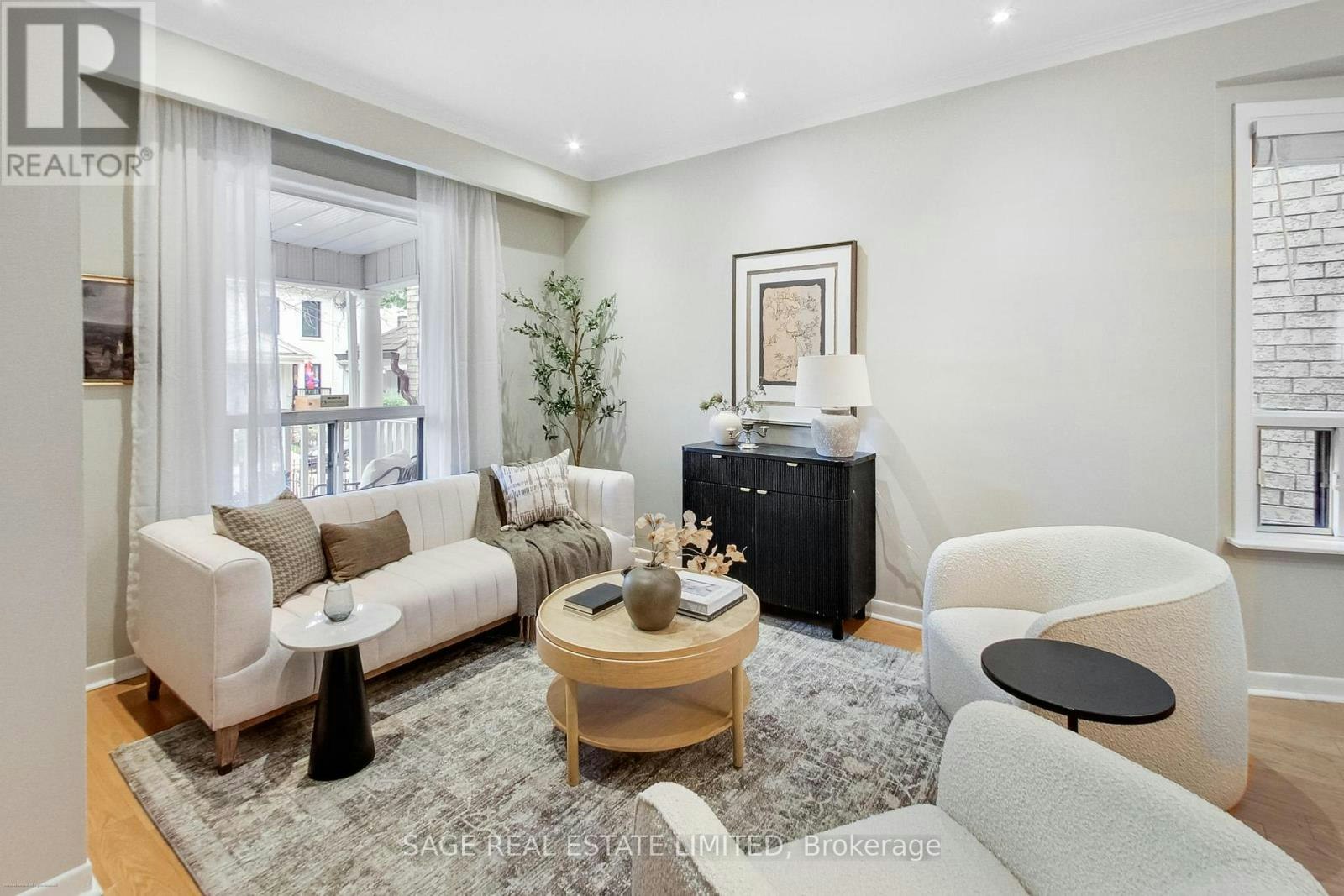 346 Leslie Street, Toronto, ON, M4M 3E2