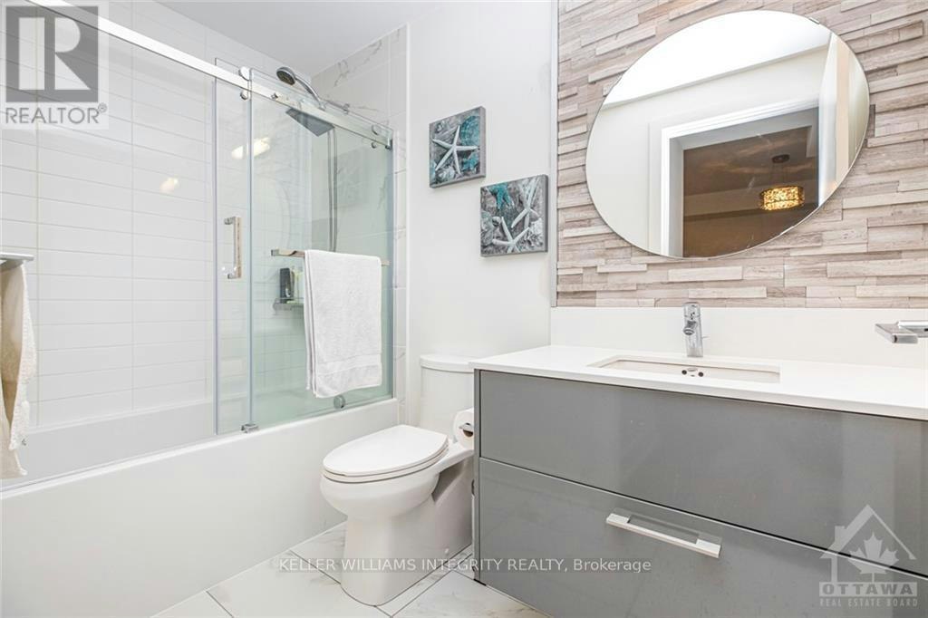 706-255 Bay Street, Ottawa, ON, K1R 0C5 - 18