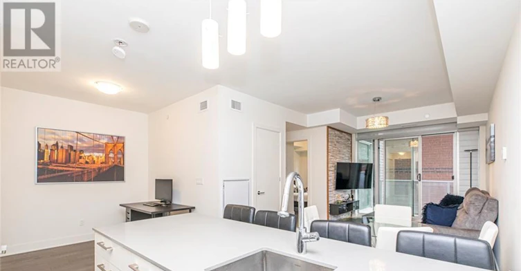 706-255 Bay Street, Ottawa, ON, K1R 0C5 - 10