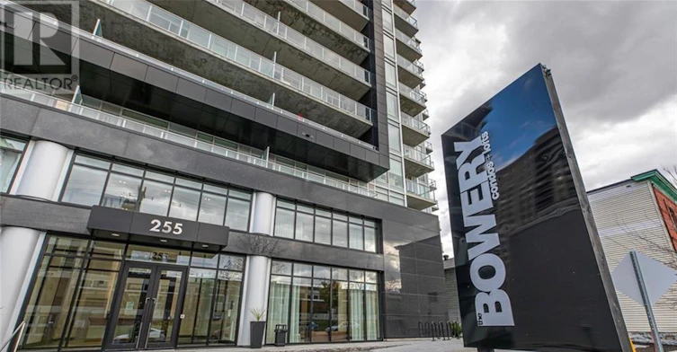 706-255 Bay Street, Ottawa, ON, K1R 0C5 - 2