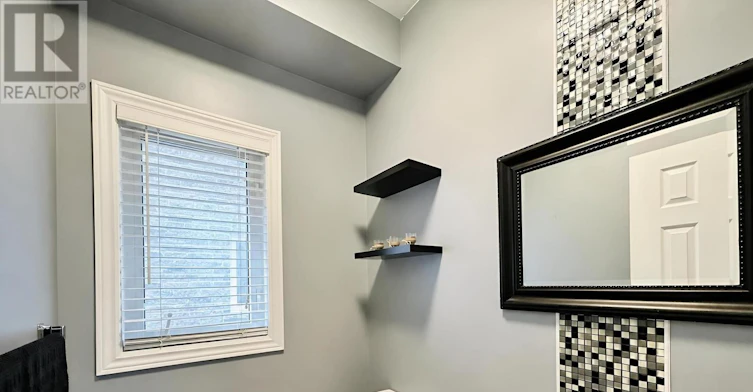 36 Laurelbank Crescent, Georgina, ON, L4P 4H7 - 12