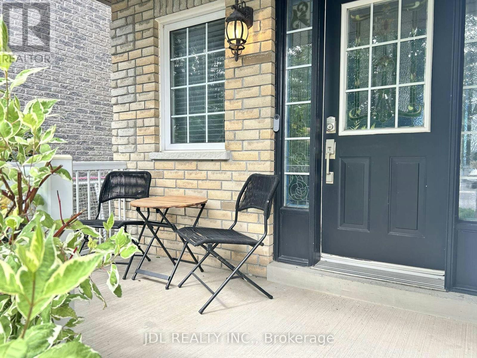 36 Laurelbank Crescent, Georgina, ON, L4P 4H7 - 4