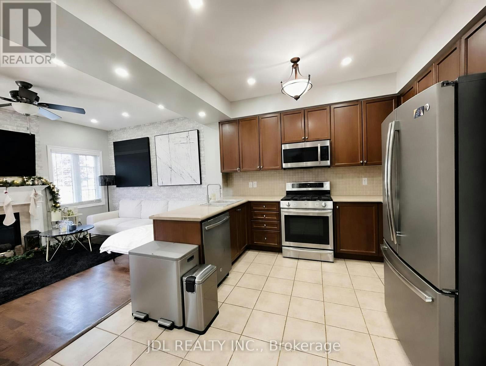 36 Laurelbank Crescent, Georgina, ON, L4P 4H7 - 8