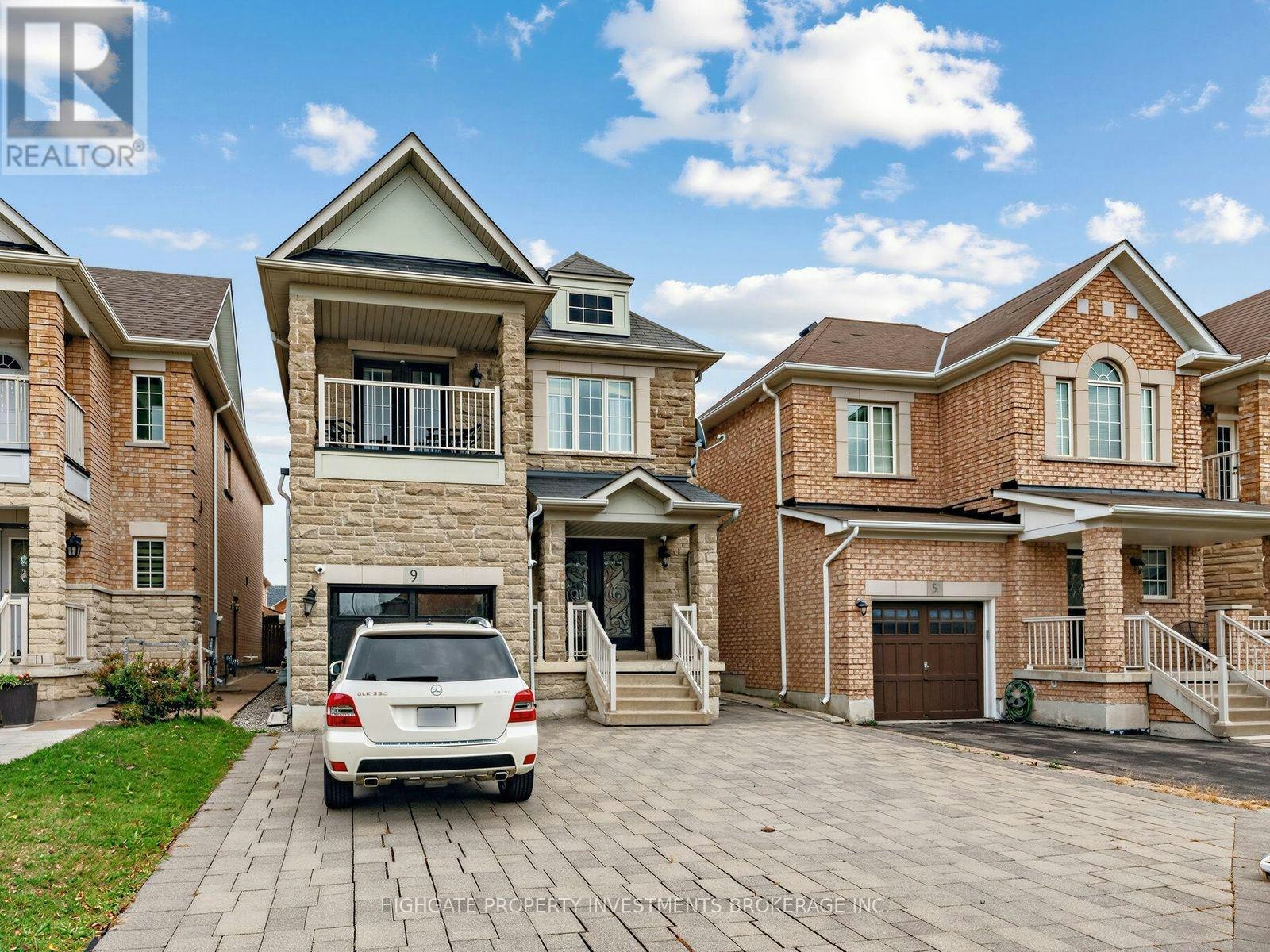 9 Aidan Drive, Vaughan, ON, L4H 0T5