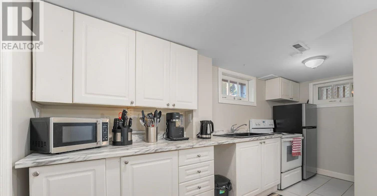 BSMT-77 Wellington Street E, Barrie, ON, L4M 2C3 - 7
