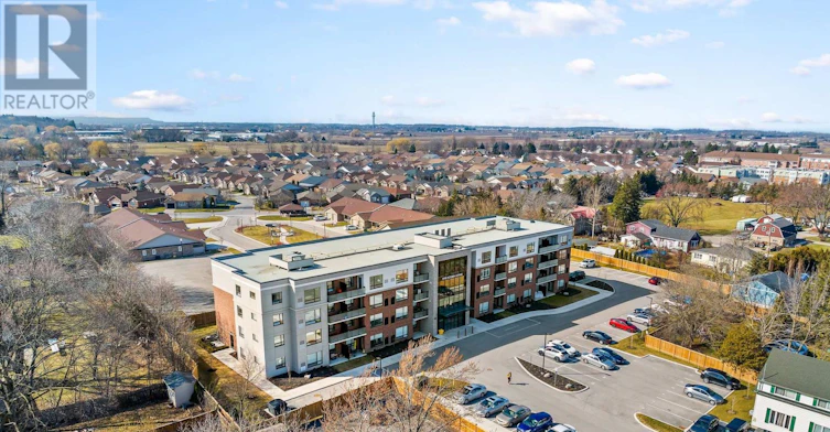 301-3998 Victoria Avenue, Lincoln, ON, L0R 2C0 - 18
