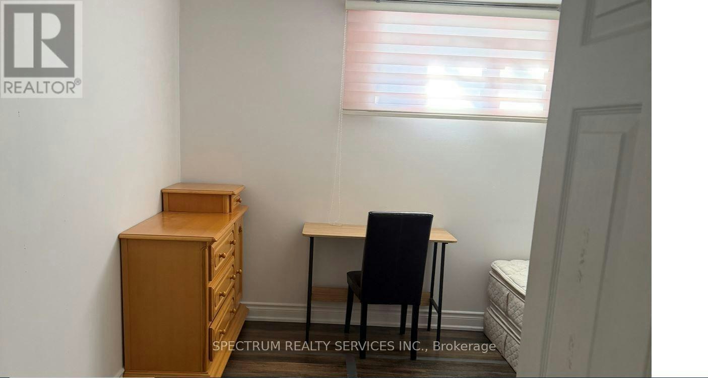BASEMENT 2-12 Hamer Boulevard, Toronto, ON, M9R 4A7 - 3