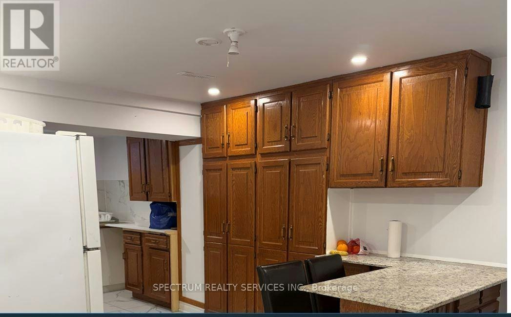 BASEMENT 2-12 Hamer Boulevard, Toronto, ON, M9R 4A7