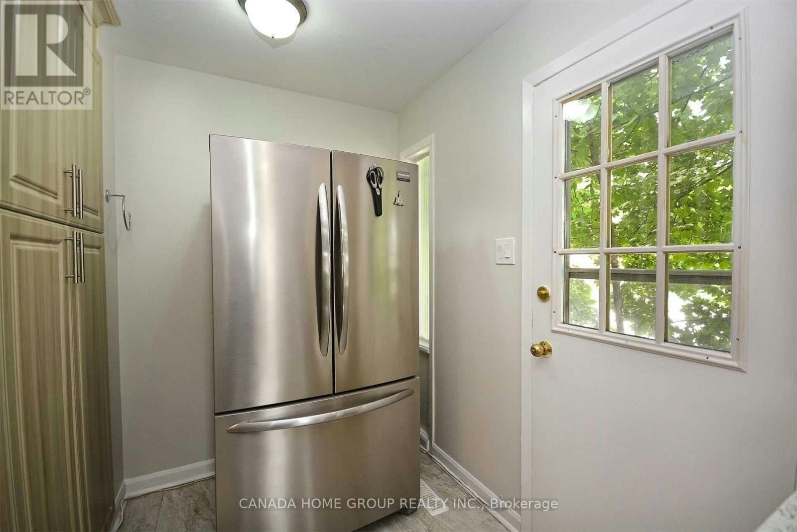 UPPER LEVEL-2073 Millway Avenue SOUTH, Mississauga, ON, L5L 1R4 - 17