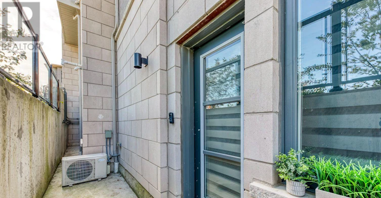 402-70 Halliford Place, Brampton, ON, L6P 0N5 - 4